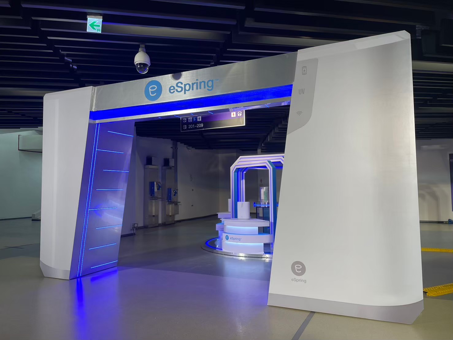 主視覺牆與品牌識別設計｜大型視覺輸出搭配立體造型，在踏入會場的第一秒就感受品牌的榮耀與活力